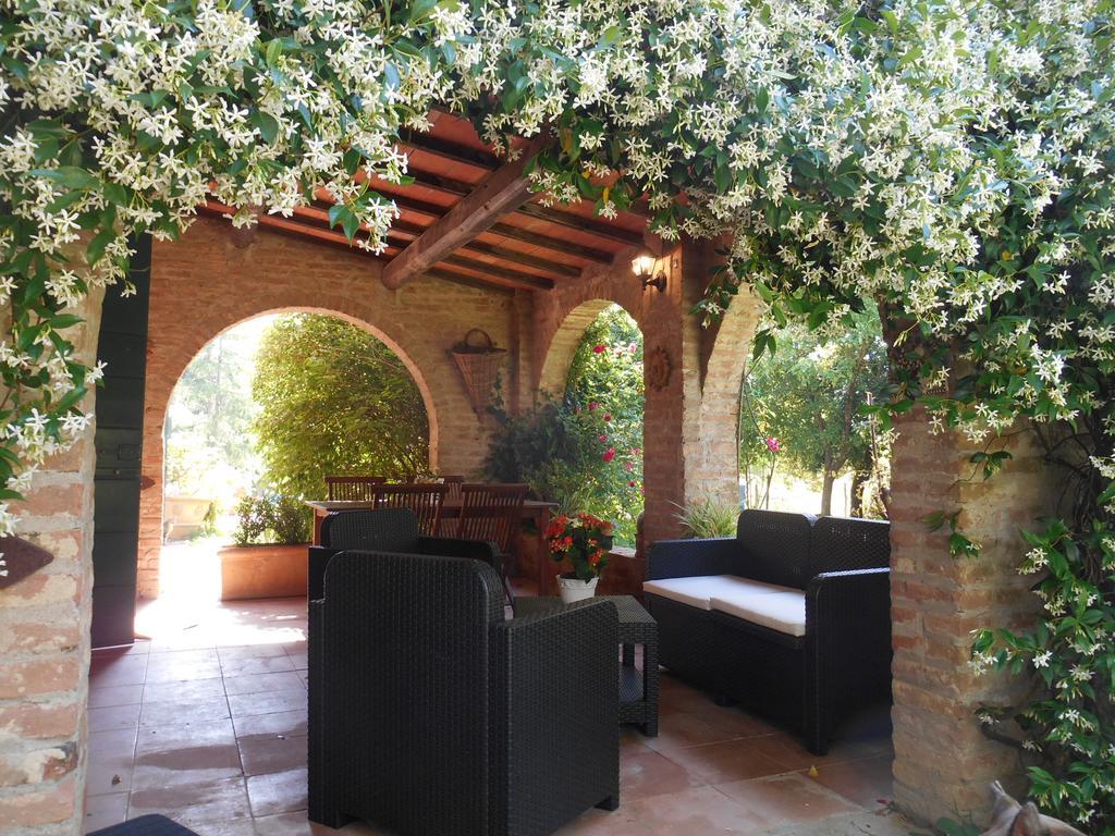 Hostal Fioralice Fauglia Exterior foto