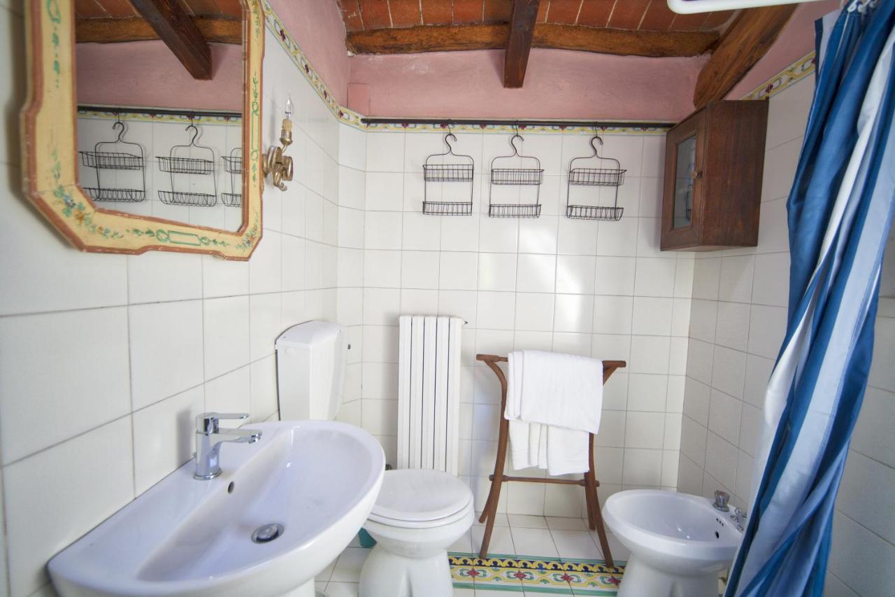 Hostal Fioralice Fauglia Exterior foto